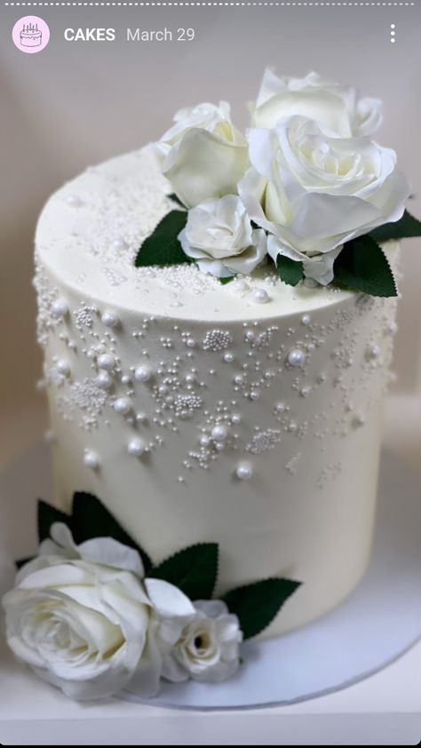 Engagement Cake Designs Classy, Engagement Cake Designs, 1 Tier Wedding Cakes, Tier Wedding Cakes, Small Wedding Cakes, Shower Diy, Bridal Shower Cakes, Bridal Shower Diy, Engagement Cakes