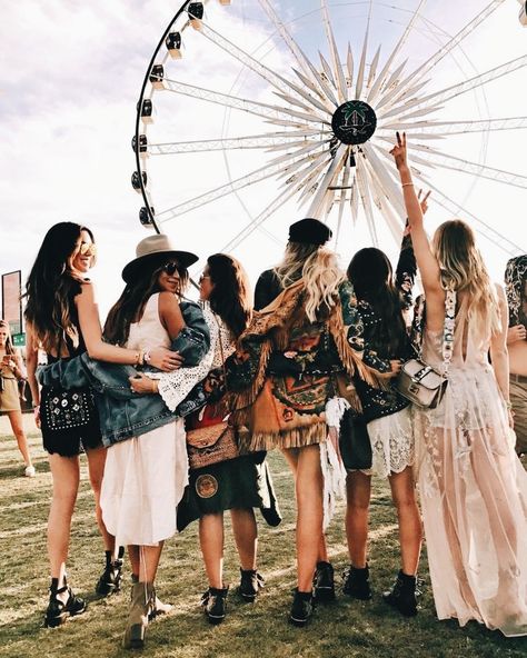 Mode Coachella, Moda Coachella, Coachella Party, Coachella Vibes, Coachella 2017, Coachella 2019, Festival Aesthetic, Festival Mode, Festival Inspo