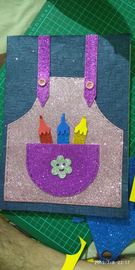 Scrapbook Cover Ideas For Kids School, How To Decorate Scrapbook Cover, Summer Holidays Homework Cover Page, Homework Book Cover, Creative Book Cover Design Ideas Handmade, Holiday Homework Cover Page, File Decorate Ideas, File Decoration Ideas Cover, Decorate Book