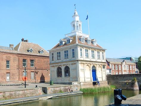 King's Lynn Custom House Linocut Ideas, Picture Clues, St James' Park, King's Lynn, Custom House, 12th Century, Treasure Hunt, Walking Tour, Norfolk