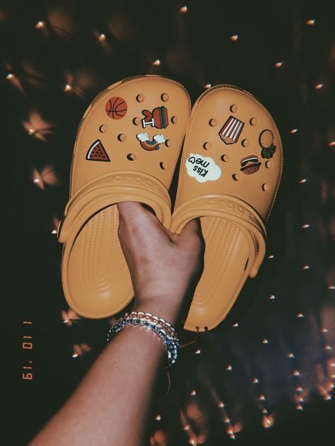 Accessorized crocs / orange crocs / sandals cute crocs Crocs Vsco, Orange Crocs, Crocs Aesthetic, Yellow Crocs, Crocs Fashion, Crocs Sandals, Shoe Inspo, Aesthetic Shoes, Croc Charms