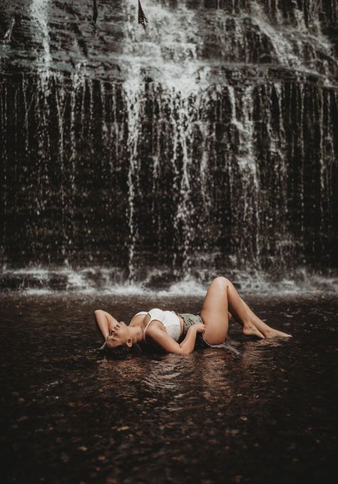 Boudiour Poses, Lake Photoshoot, Seductive Photos, Bouidor Photography, Water Shoot, Waterfall Pictures, Waterfall Photo, Nature Photoshoot, Outdoor Shoot