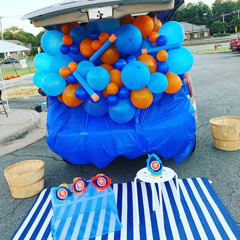 It’s time for all the Halloween ideas! I loved this trunk or treat I did two years ago that was nerf themed! I made the giant @nerf bullets out of pool noodles! The kids could try to hit targets with mini nerf guns for a piece of candy! It was a fun one! I am working on my idea for this year and I am so excited! Nerf Darts, Nerf Party, Pool Noodles, Boy Stuff, My Idea, Trunk Or Treat, Fall Festival, Halloween Ideas, So Excited