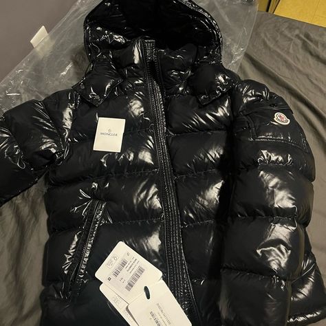 Moncler Maya size 2(Medium) Moncler Coat Women, Moncler Maya Outfit, Moncler Outfit, Moncler Puffer Jacket, Moncler Jacket Women, Moncler Coat, Moncler Maya, Moncler Puffer, Bubble Coat