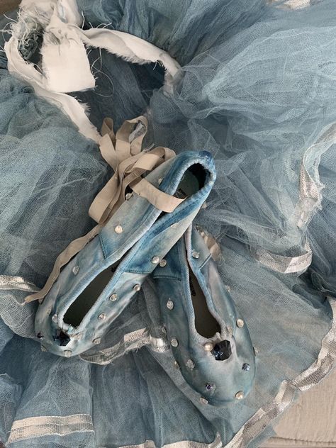 Blue Ballerina Aesthetic, Ballet Aesthetic Blue, Blue Ballet Aesthetic, Blue Ballet Shoes, Theatre Dress, Blue Ballerina, Ballet Decor, Nordic Chic, Ballet Pointe