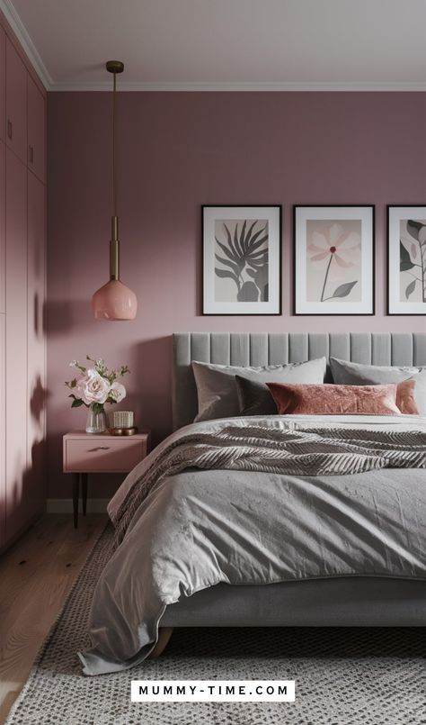 25 Pink And Grey Bedroom Decor Ideas | Mummy Time Bedroom Color Schemes Pink, Pink And Grey Bedroom Decor, Ideas Recamaras, Grey Bedroom Decor Ideas, Pink And Grey Bedroom, Pretty Bedroom Decor, Grey Colour Scheme Bedroom, Dusty Pink Bedroom, Modern Bedroom Colors