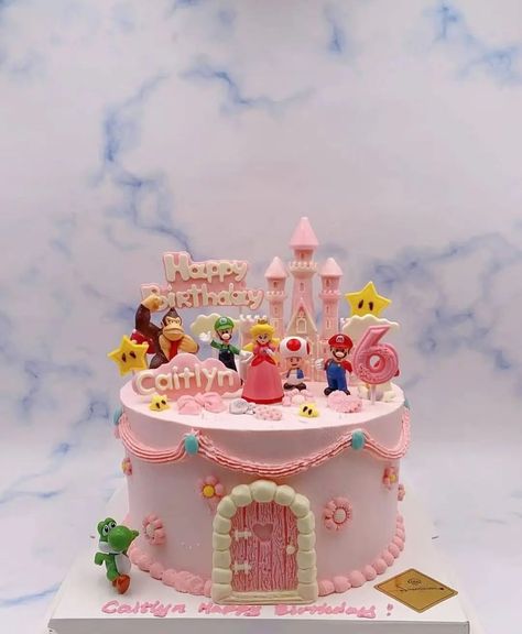 Super Mario Princess Peach Birthday, Super Mario Bros Party Ideas Girl, Princess Peach Cake Birthdays, Super Mario Cake Ideas, Mario Cake Ideas, Princess Peach Cake, Princess Peach Party, Mario Birthday Cake, Sweet Birthday Cake