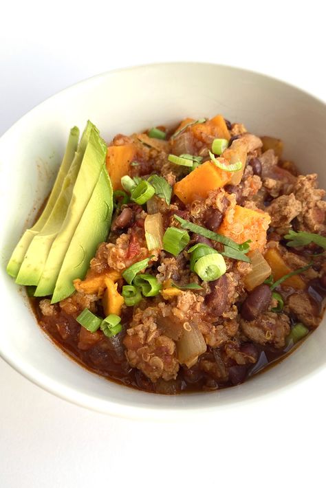 This healthy Turkey chili recipe is packed full of IVF superfoods and Fertility foods! Foods for fertility - Quinoa Chili - Sweet Potato Black Bean Chili - Trying to conceive - Infertility Support - Increase Fertility - IVF Diet Recipes - Fertility Diet Recipe - Embryo Transfer Diet #quinoa #turkey #recipe #recipes #turkeychili #sweetpotatoes #avocado #fertility #ivf #infertility #healthy #food #ttc #pregnancy #diet #yum #iui #chili Fertility Chili Recipe, Fertility Chili, Ivf Transfer Diet, Fertility Soup, Embryo Transfer Diet, Fertility Meals, Fertility Recipes, Foods For Fertility, Fertility Diet Recipes