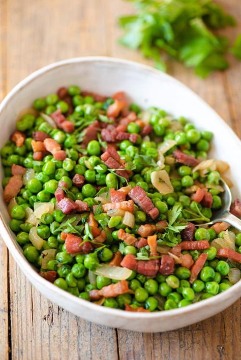 Peas And Pancetta, Italian Side Dish, Italian Side Dishes, Pancetta Recipes, The Chunky Chef, Chunky Chef, Italian Side, Italian Vegetables, Pea Recipes