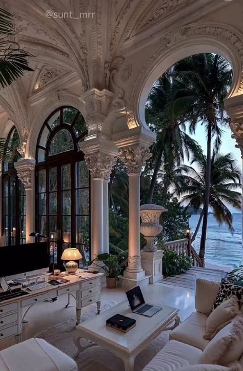 My Dream Living Room, Royal House Design Interior, Beaux Arts Architecture Interior Design, Cozy Mansion Exterior, Castle Home Interior, Rich Elegant Aesthetic, Fancy Houses Interior, Luxury Houses Mansions Interiors, Rich House Aesthetic