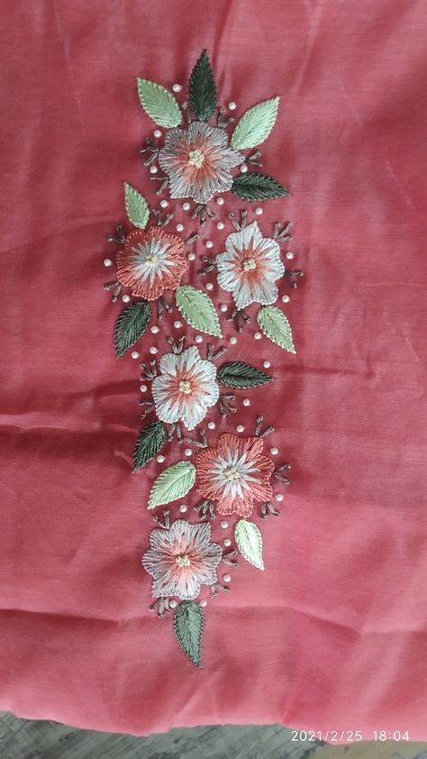 Resham Work Embroidery, Kutch Work Designs, Embroidery Stitches Beginner, Hand Work Design, Resham Work, Embroidery Lessons, Hand Embroidery Dress, Diy Embroidery Designs, Hand Embroidery Patterns Flowers