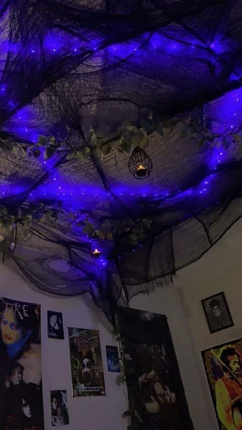 Goth Ceiling Decor, Maximalist Ceiling, Purple And Blue Room, Flash Oc, Punk Room, Gothic Decor Bedroom, Hippie House, Grunge Room Decor, Goth Bedroom