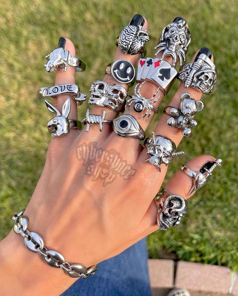 CYBERSPACE SHOP on Instagram: “WINNERS: @zahravtte @that_emo_kid999 @gh0ulcollector 🎉 GIVEAWAY TIME!! We are giving away a RING of your choice from our new RING…” Styl Emo, Emo Rings, Gothic Spider, Emo Jewelry, Emo Accessories, Women Skeleton, Bo Derek, Couple Fashion, Skull Rings