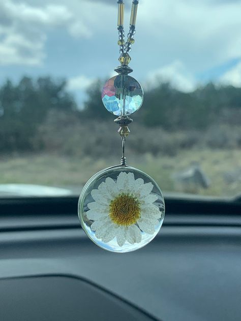 Resin Car Hanging Ideas, Resin Car Hanging, Beaded Car Charms, Car Accessories Rear View Mirror, Car Hanging Accessories, Car Rearview Mirror Accessories, New Car Gift, Antler Art, Mirror Decoration