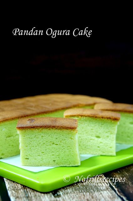 Pandan Layer Cake, Normal Cake, Ogura Cake, Asian Dessert Recipes, Pandan Cake, Tea Treats, Granola Parfait, Baked Cakes, Tea Bread