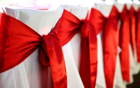 Different ways to tie chair sashes Chair Covers Party, Linen Chair Covers, Red Wedding Dress, Chair Sash, Chair Sashes, Satin Sash, Wedding Sash, Wedding Rentals, Elegant Red