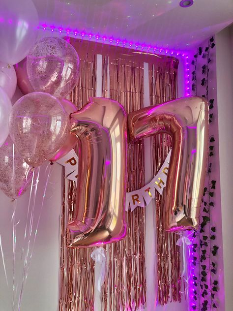 17 Birthday Aesthetic, 17 Doğum Günü, 17 Birthday Cake, 17 Birthday, Birthday Cake For Mom, Happy Birthday Best Friend Quotes, Happy Birthday Best Friend, Birthday Babe, Bday Party Theme