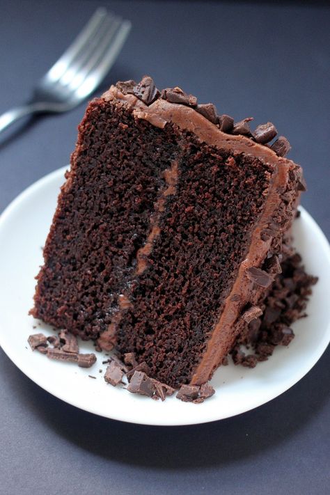 Super Decadent Chocolate Cake with Chocolate Fudge Frosting Chocolate Fudge Icing, Fudge Icing, Layer Chocolate Cake, Chocolate Fudge Frosting, Fudge Frosting, Torte Cupcake, Decadent Chocolate Cake, Chocolate Fudge Cake, Chocolate Layer Cake