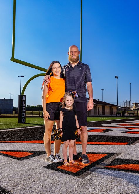 To the Clark's, Family isn't just an important thing, it's everything! #Aledo #AledoPhotographer #AledoProgram #Football #FWCamera #Sportraits #SportsPhotos #Family #CanonUSA #Profoto #familyportraits #familyphotographer #Photography Football Family Pictures, Cheer Fundraiser, Football Family, Football Pics, 2024 Family, Sports Pics, Family Pic, Football Photos, Football Kids