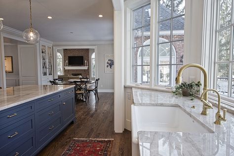 We renovated a boring beige builder house into a fresh modern home - including turning this awkward bay window into a fantastic counter and sink with the perfect view of the yard. Kitchen With Bay Window Layout Islands, Bay Window Kitchen Sink Layout, Kitchen With A Bay Window, Kitchen Island In Bay Window, Sink In Bay Window Kitchen, Kitchen Sink In Bay Window Layout, Bay Window Kitchen Counter, Kitchen Remodel With Bay Window, Bay Window Behind Kitchen Sink