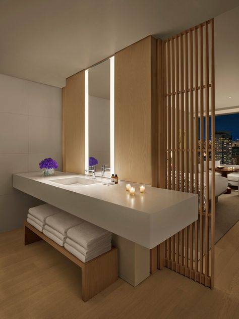 White Marble Bar, Tranquil Spa, Japanese Hotel, Dramatic Walls, Edition Hotel, Marble Bar, Tokyo Design, Wood Screens, Kengo Kuma