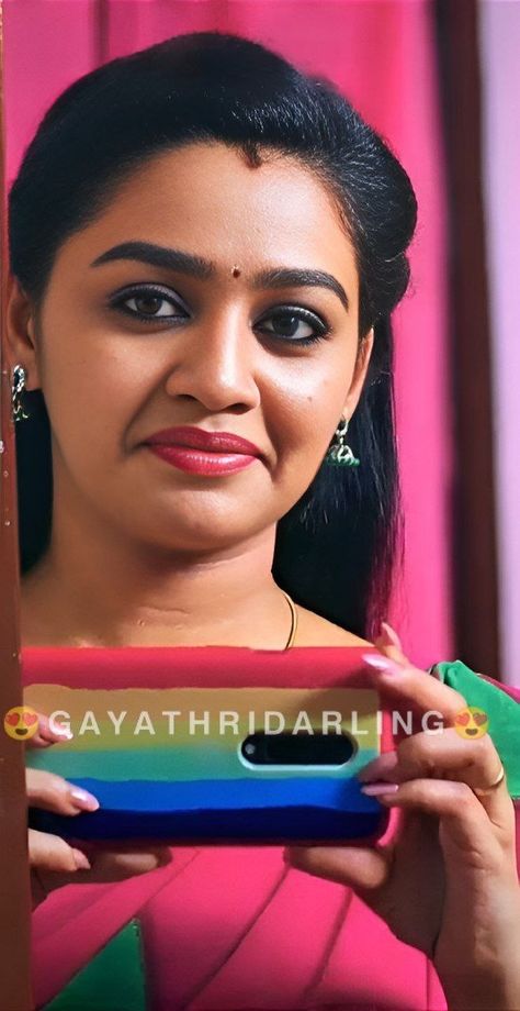 Gayatri Yuvaraj, Gayathri Yuvaraj, Tamil Serial, Big Nose Beauty, Serial Actress, Samantha Ruth, Samantha Photos, Beauty Face Women, Beautiful Dresses For Women