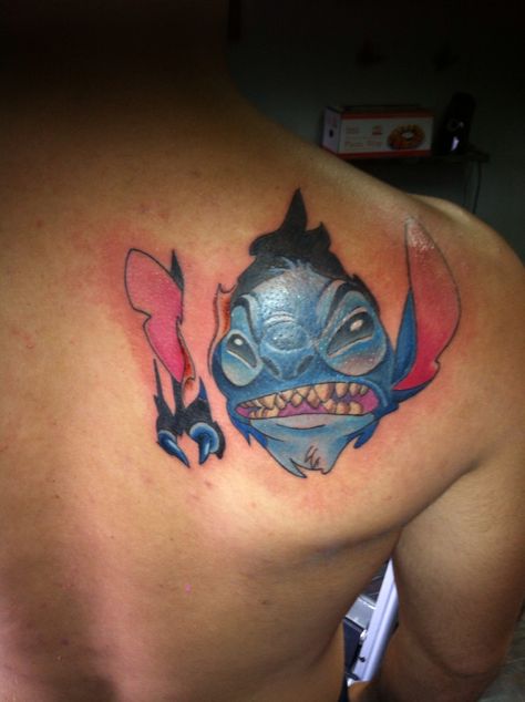 Stitch Tattoo Men, Scary Disney, Disney Couple Tattoos, Feminine Shoulder Tattoos, Dragon Head Tattoo, Stitch Tattoo, Disney Couple, New School Tattoo, Stitch And Angel