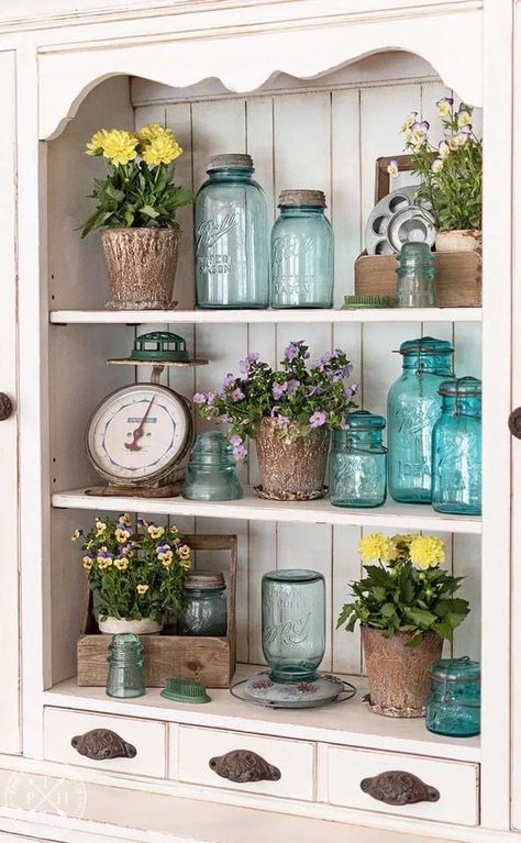 Antique Easter Decor, Spring Farmhouse Decor Ideas, Spring Hutch Decorating Ideas, Spring Hutch Decor, Spring Vignettes Display Ideas, Spring Cottage Decor, Living Room Hutch Decorating Ideas, Farmhouse Hutch Decor, Country Spring Decor