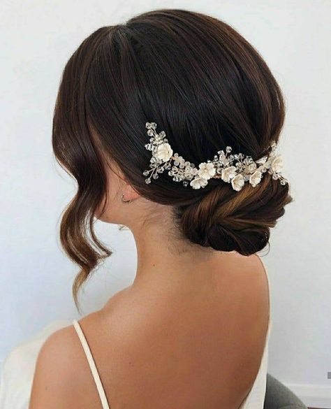 The sweetest wedding hairstyle! | #weddingday #weddinghair #bridetobe #bridal #hairstyles wedding dresses princesses, dream wedding dresses, sparkle wedding, hair for wedding, hair wedding, hair styles for wedding, dream wedding, wedding bride, wedding looks, hair for brides, future bride, future wedding, glam, romantic ideas, romantic weddings, bride, bridal, hairstyles, micro wedding Bride Hair Vine, Sanggul Modern, Hair Piece Wedding Hair, Flower Hair Piece, Floral Hair Vine, Bride Hair Piece, Flower Hair Accessories Wedding, Gold Hair Vine, Wedding Hair Vine