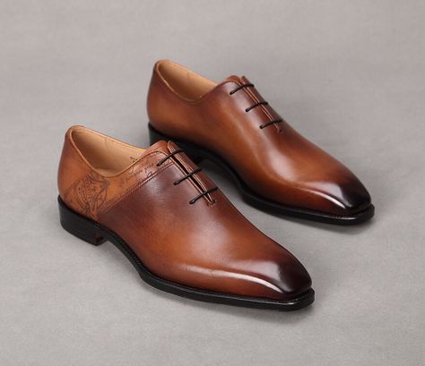 Berluti Shoes, Leather Formal Shoes, Mens Fashion Classic, Brogue Shoes, How To Make Shoes, Formal Shoes, Classic Man, How To Look Classy, Shoes Men