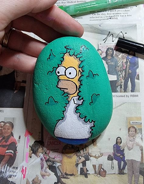 Movie Painted Rocks, Simple Halloween Rock Painting Ideas, Rock Painting Ideas Cartoon, Rock Painting For Boyfriend, Inside Out Rock Painting, Painted Rock Characters, Minecraft Rock Painting, Drawing On Rocks Ideas, Rock Painting Patterns Templates