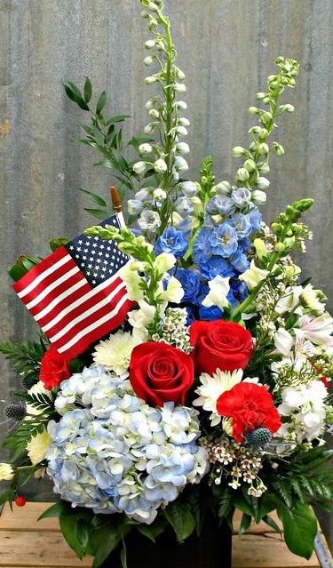 July 4th Flower Arrangements, Patriotic Floral Centerpieces, Patriotic Floral Arrangements, 4th Of July Flower Arrangements, Fourth Of July Flower Arrangements, Patriotic Arrangements, Patriotic Flower Arrangements, Memorial Day Flowers, Tiny Bouquet