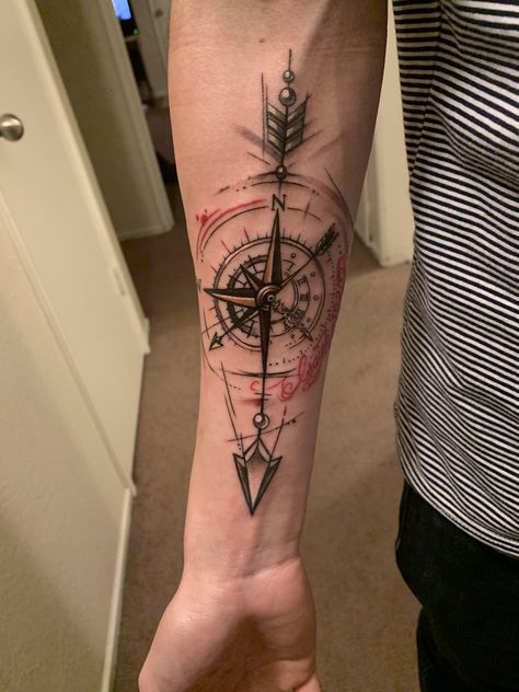 Compass Tattoos Arm, Compas Tattoo, Arrow Compass Tattoo, Sagittarius Tattoo Designs, Forearm Band Tattoos, Compass Tattoo Design, Hamsa Tattoo, Dragon Tattoo For Women, Forarm Tattoos