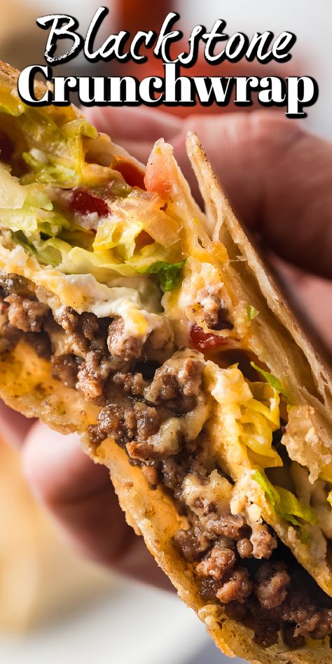 This crunchwrap cooked on the Blackstone grill is better than the crunchwrap you can get from that fast food chain's drive-thru! Black Stone Crunch Wrap, Crunch Wraps On Blackstone, Blackstone Crunchwrap, Bbq Dinner Recipes, Local Fast Food, Blackstone Grill, Crunch Wrap, Romaine Salad, Burnt Food