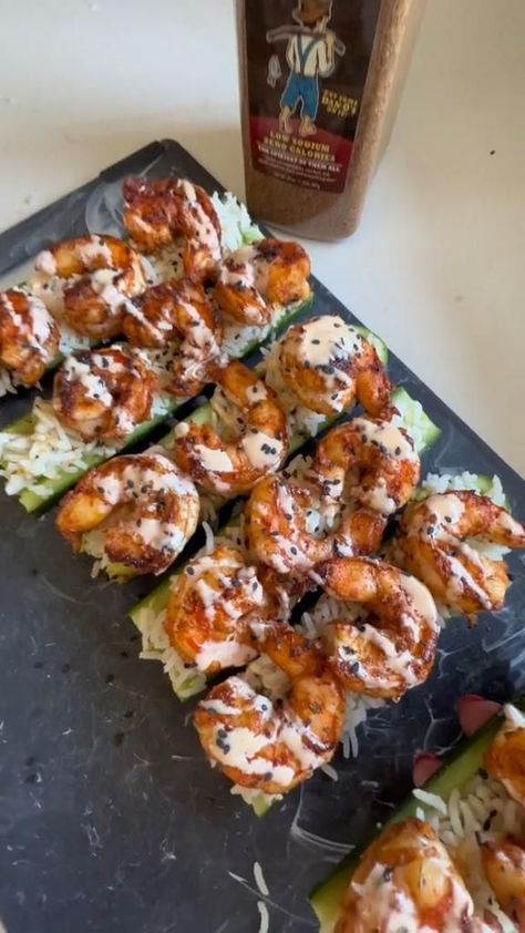 Healthy Shrimp Lunch Recipes, Shrimp Lunch Ideas Healthy, Clean Eating Recipes Shrimp, Healthy Quesidias Recipes, Easy Healthy Shrimp Recipes Clean Eating, Cucumber Shrimp Boats, Snack Tray Ideas, Shrimp Cucumber Boats, Cucumber Sushi Boats