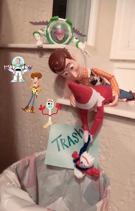 Toy Story Elf On The Shelf, Elf On The Shelf Toy Story, Elf Stuff, Toy Story Slinky, Elf Toy, Elf Me, Toddler Ideas, Elf Activities, Xmas Elf