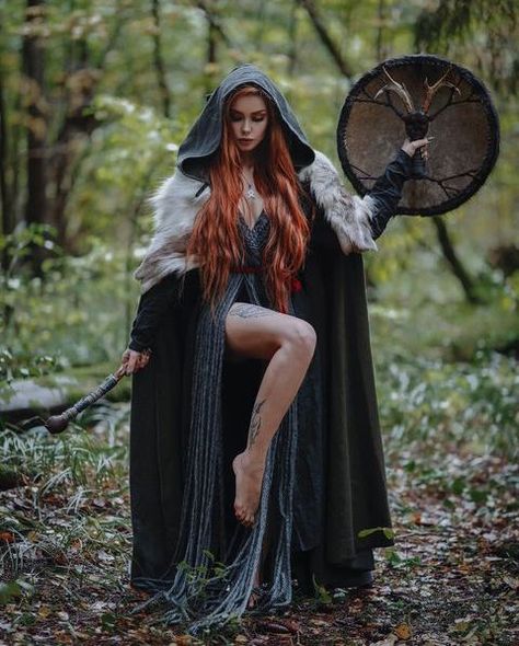 ann.siren 🌿 Caitlin Christine, Larp Costume Female, Ann Siren, Witch Shoot, Earth Woman, Pagan Moon, Fire Witch, Princess Shot, Amazon Warriors