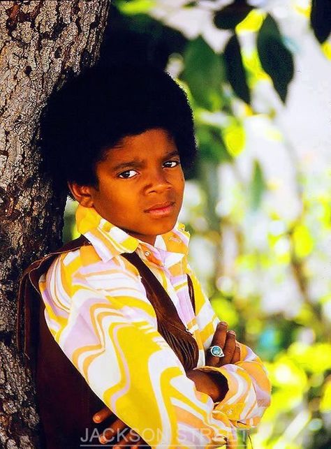 Young Michael Jackson, Michael Jackson Smile, Michael Love, Joseph Jackson, Michael Jackson Pics, King Of Music, Jackson 5, Jackson Family, The Jacksons