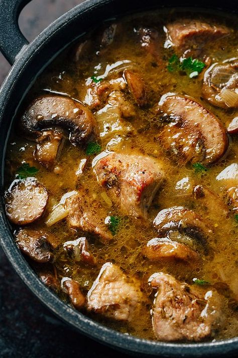 Steak and Ale Soup with Mushrooms | thecozyapron.com Steak And Ale Soup, Mushrooms Soup, Soup With Mushrooms, Steak And Ale, Savory Soups, Soup And Stew, Think Food, Soup And Sandwich, Easy Soups