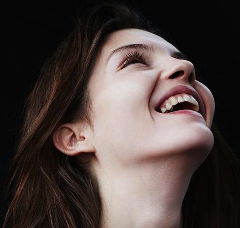 Woman's face smiling looking up - interesting angle Smile Angles Reference, Drawing Of Woman Face, Person Looking Up Reference From Below, Face Extreme Angles, Difficult Angles Reference, Facing Upwards Reference, Extreme Head Angles, Faces Looking Up, Face Looking Up Reference