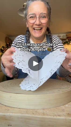 Doily Angels Ornament, Doily Angels How To Make, Diy Paper Ornaments Christmas, Doily Angels, Paper Angels Diy, Doilies Diy, Paper Doily Crafts, Christmas Ornaments Diy Kids, Paper Angels