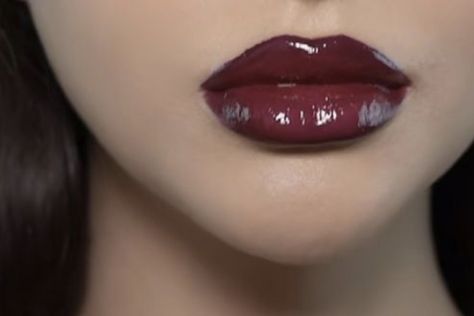 Black Lipliner With Red Lipstick, Red Lipstick Black Liner, Lip Combos For Black Women Matte, Dark Cherry Lips, Black Cherry Lips, Mauve Lip Combo, Lip Combo Aesthetic, Dark Lip Combo, Dark Lipstick Looks