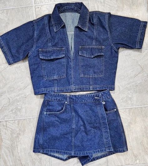 Denim Co-Ord Set. Features: V-neck collared short sleeve cropped shirt top and wrap skort Can't be purchased separately  Sizing: XS - approx UK 6 S - approx UK 8 M - approx UK 10 L - approx UK 12 Go for your normal Zara size or size up for a looser fit  Shipping: UK: FREE but please allow approx 7-10 working days for handling and delivery time. A tracking number will be provided after approx 5 working days.  International: varies dependent on country, allow approx 10-21 working days. Cute Co Ord Sets, Short Denim Top, Denim Co Ord Set, Denim Coord, Denim Co Ord, Denim Set, Denim Shorts Outfit, Wrap Skort, Denim Crop Top