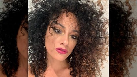 Disco Curls Is The Chic Holiday Hairstyle That'll Make You Stand Out - Glam Disco Curls, Chic Holiday, Tight Curls, Voluminous Curls, Celebrity Hair Stylist, Holiday Hairstyles, Dramatic Look, Naturally Curly, Natural Curls