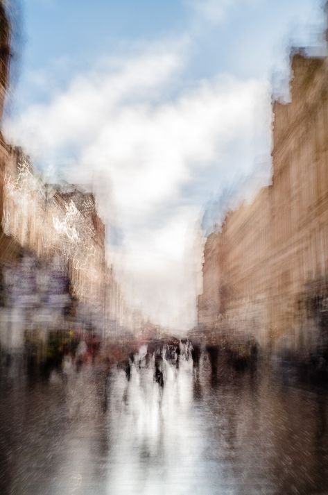 Dreamy Street Photography, Memories Fading Art, Memories Photography Ideas, Abstract Street Photography, Abstract Nature Photography, Impressionism Photography, Out Of Focus Photography, Faded Photography, Abstraction Photography