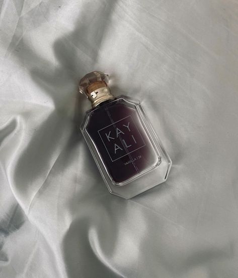 Vanilla 28 🍨🍦🐻✨ Pov : you smells like vanilla #explore #foryou #perfume #kayali #vanilla28 #trending Kayali Perfume, Kayali Vanilla, Bday Gifts, Vanilla Perfume, October 7, Perfume Collection, Christmas Wishlist, Marc Jacobs, Body Care