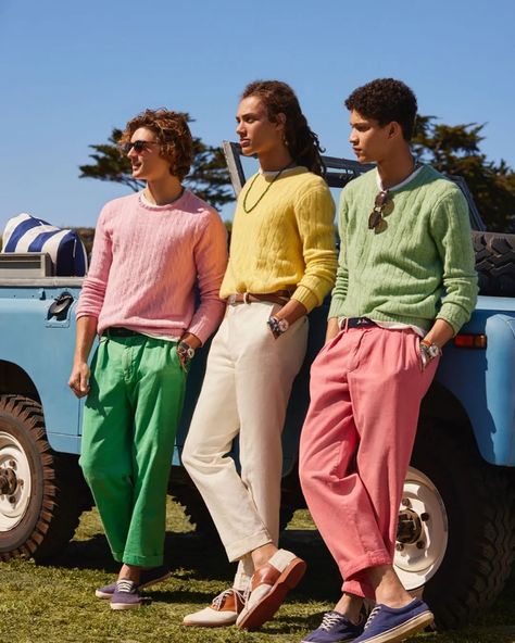 Ralph Lauren Campaign, Chinos Men Outfit, Ralph Lauren Summer, Regimental Stripe, Polo Shirt Outfits, Ralph Lauren Fall, Rugby Fashion, Preppy Style Summer, Ralph Lauren Style