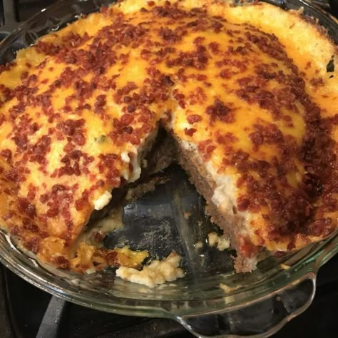 The Cheesy Loaded Meatloaf Casserole Recipe That Everyone Will Go Crazy For - Delish Grandma's Recipes Loaded Meatloaf Casserole, Loaded Meatloaf, Cheese Steak Quesadillas, Cheese Meatloaf, Cheesy Meatloaf, Mouth Chicken, Meatloaf Casserole, Traditional Meatloaf, Bacon Egg And Cheese