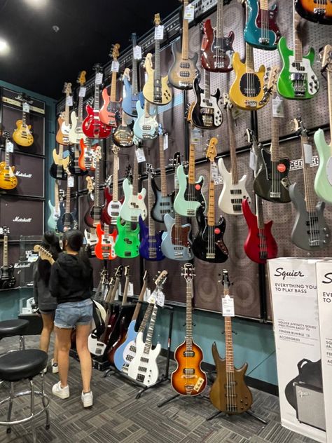 guitar center Electro Guitar, Electronic Guitar, Guitar Aesthetic, Rockstar Aesthetic, Guitar Obsession, Cool Electric Guitars, Guitar Center, Music Aesthetic, Electric Guitars