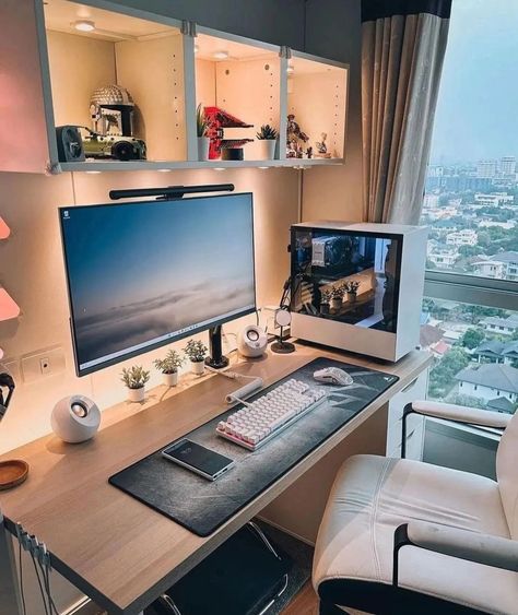 Setup Pc, Cozy Desk, Computer Desk Setup, Desk Setups, Desktop Setup, Desk Goals, Setup Ideas, Computer Room, Gaming Room Setup